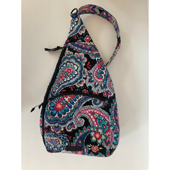 Vera Bradleyl Sling Backpack Haymarket Paisley Design Excellent Condition - Picture 1 of 5
